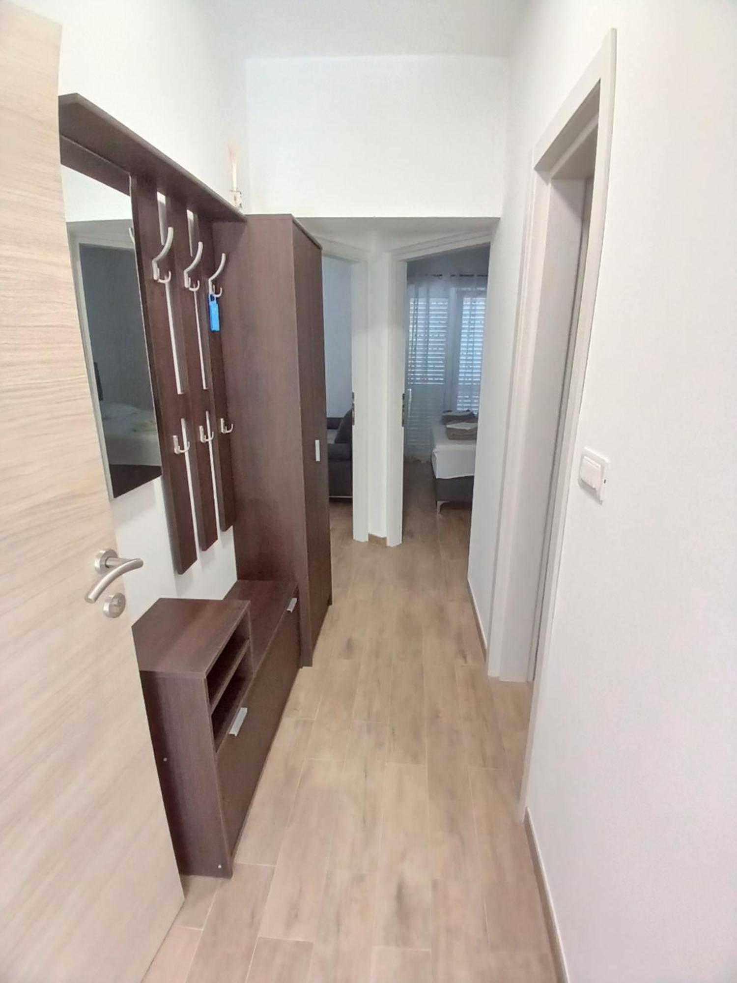 Apartments Tiha Noc كوتور المظهر الخارجي الصورة